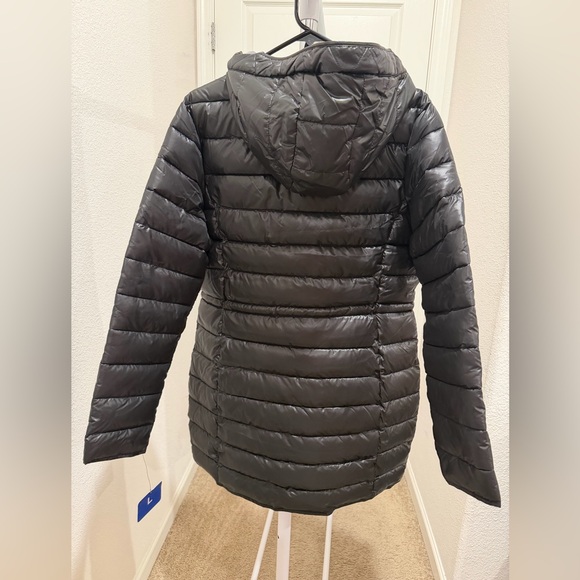 “New” Kenneth Cole Black Puffer Jacket with Hood - Picture 2 of 4